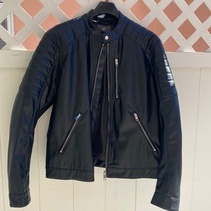 Brand: H&M (Men) Size: Large Color: Black